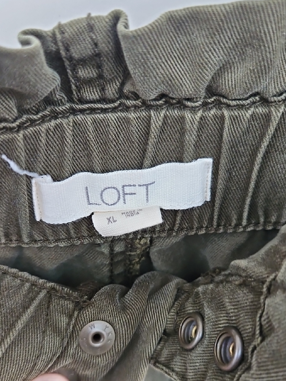 Loft Green Pants - Picture 4 of 4